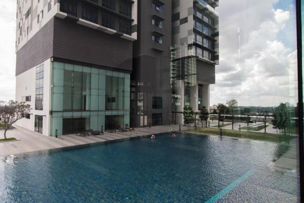 Setia Sky 88 Up To 6 Pax !!! 2bedroom With Extra Bed * Johor Bahru